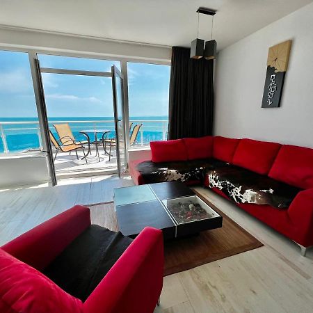 Modern Beachfront Apartment With Pool Ravda Exteriör bild